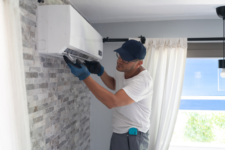 How AC Services Can Help Prevent Mold and Mildew in Humid Climate